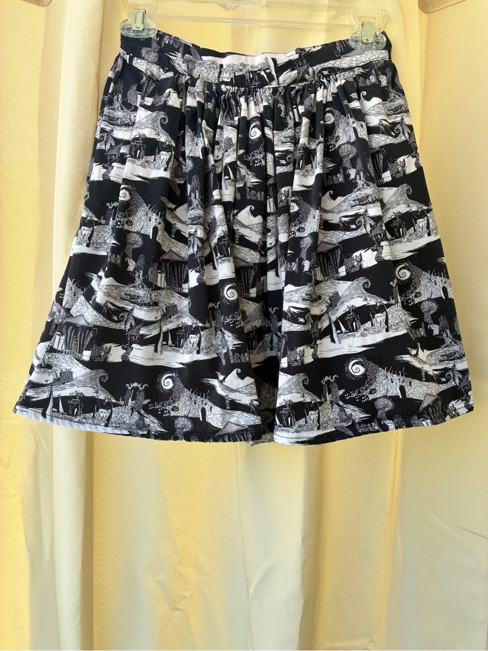 Disney Parks Nightmare Before Christmas Skater Mini skirt Small